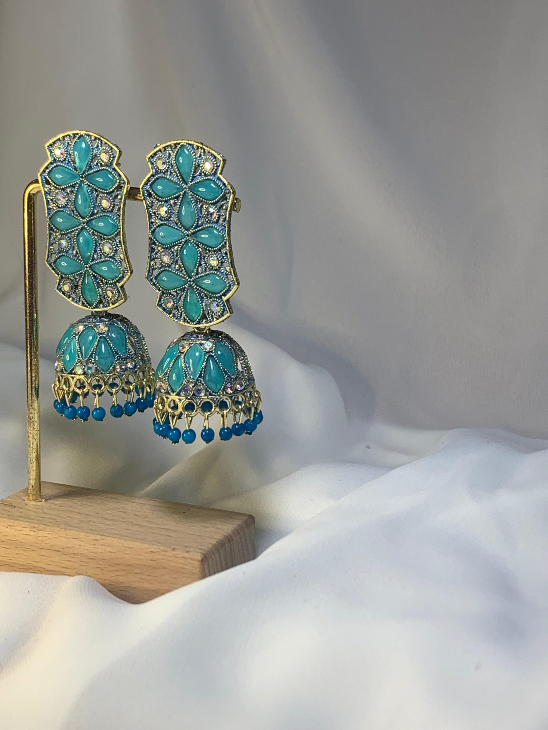 Blue Stoned Dome Shaped Jhumka - Image 4