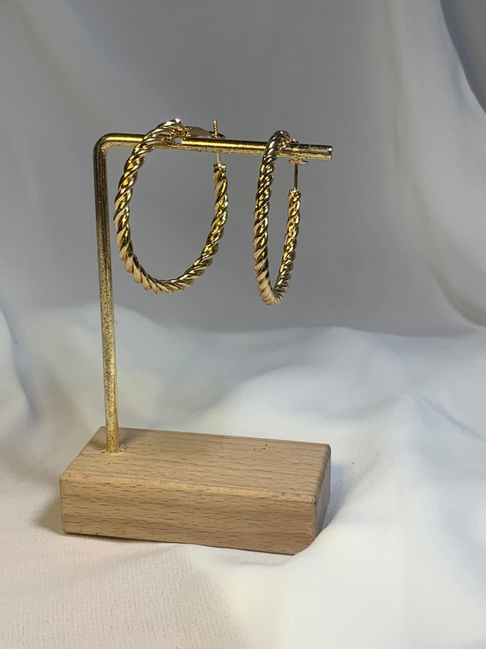 Twisted Golden Hoop - Image 2